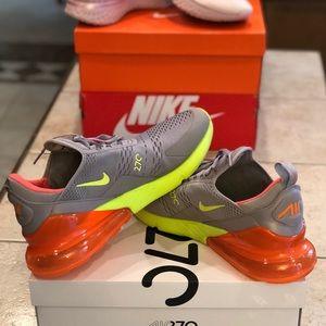 🔥 Fire Sale!  Nike Air Max 270s!